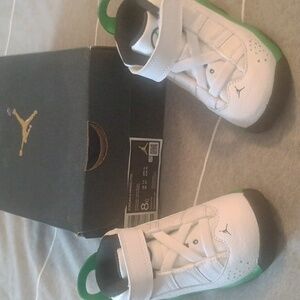 Toddler Unisex Jordan 6 Rings size 8 with original box